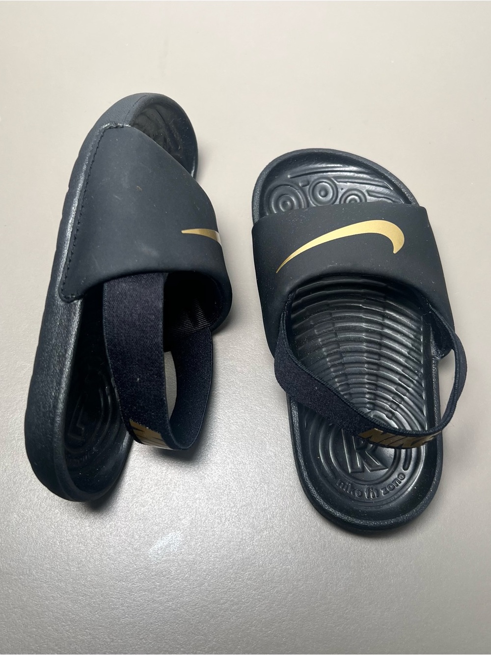 Nike Kawa Toddler Slide Sandals Black Metallic Gold Toddler’s Size 8C